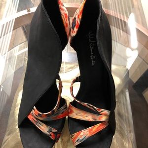 Michael Antonio Studio split heels